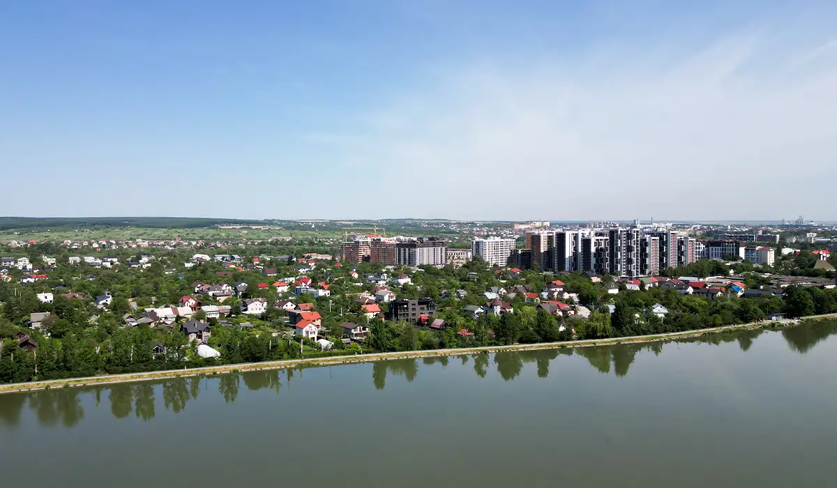 Житло в престижному районі біля озера по програмі єОселя
